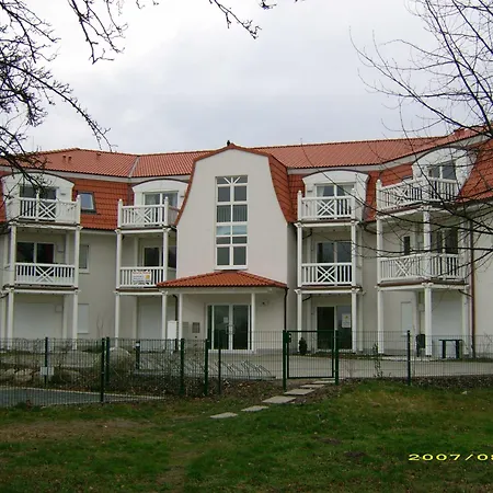 Residenz Strandkrone 15 *